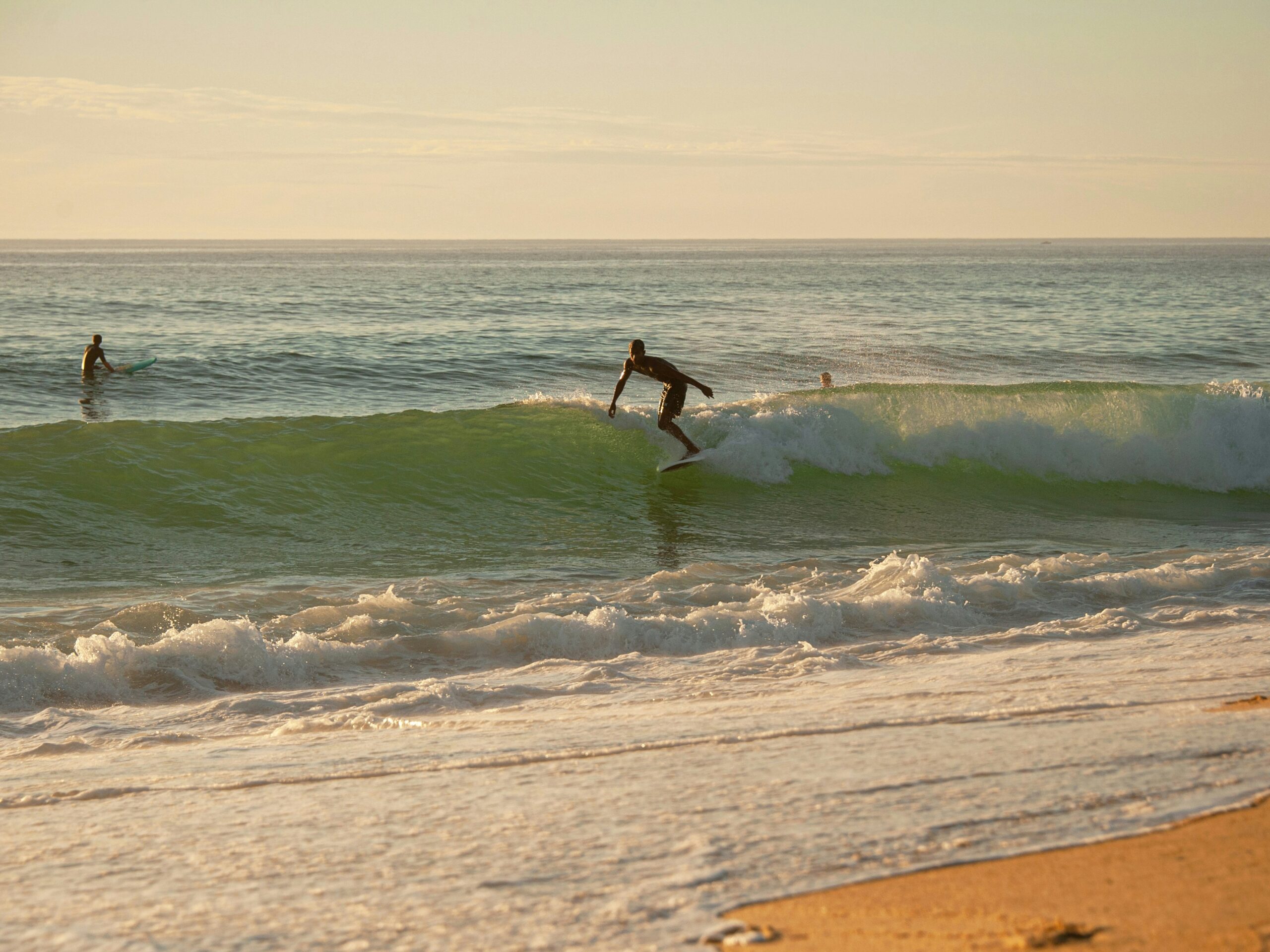 Surf sur la plage