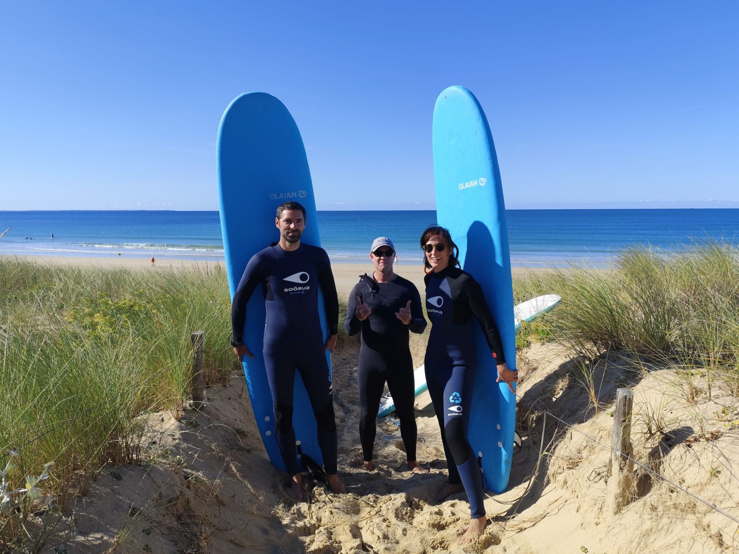 Cours de surf à la plage