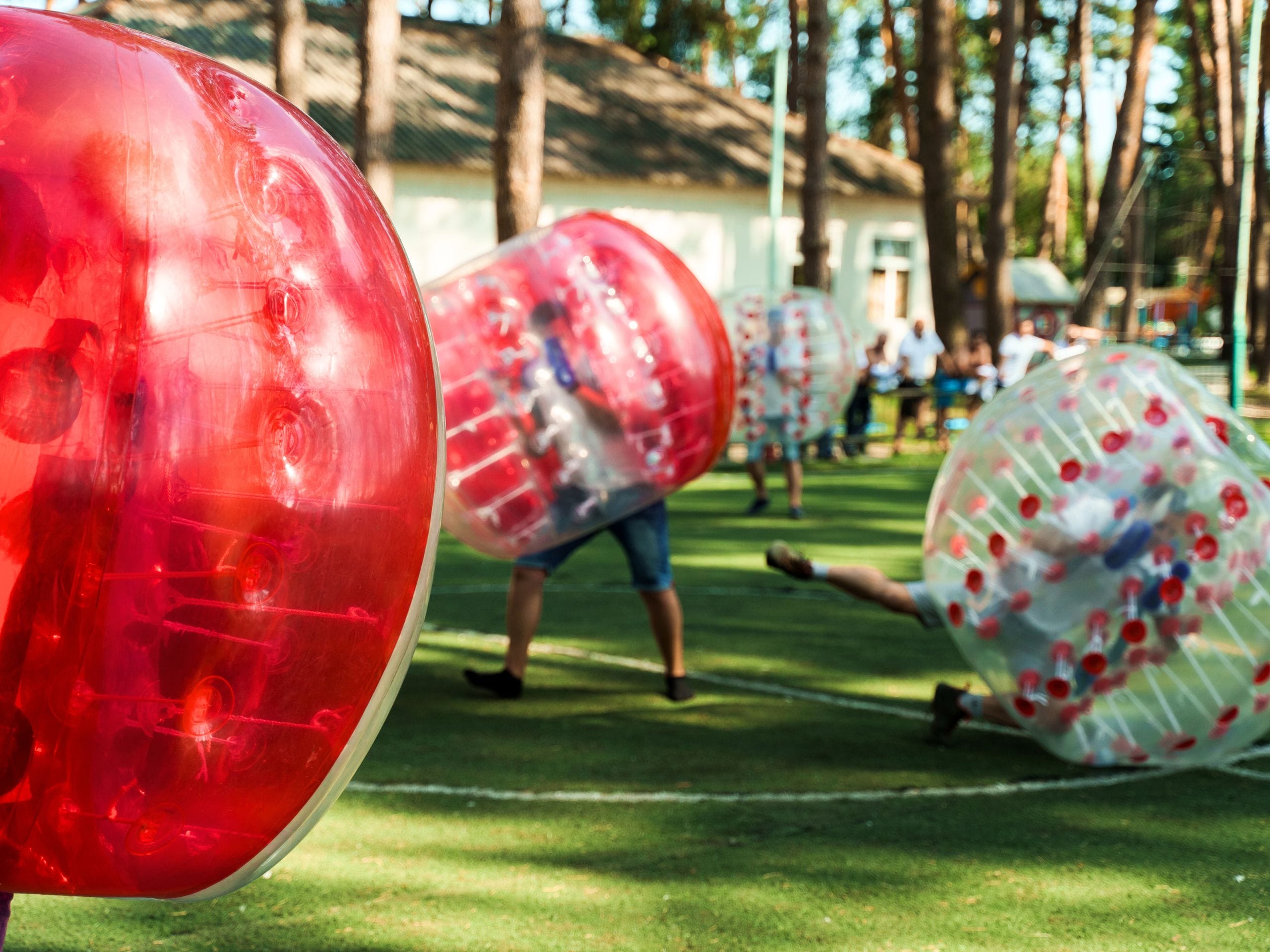 Bubble foot, match de foot dans des bulles. 