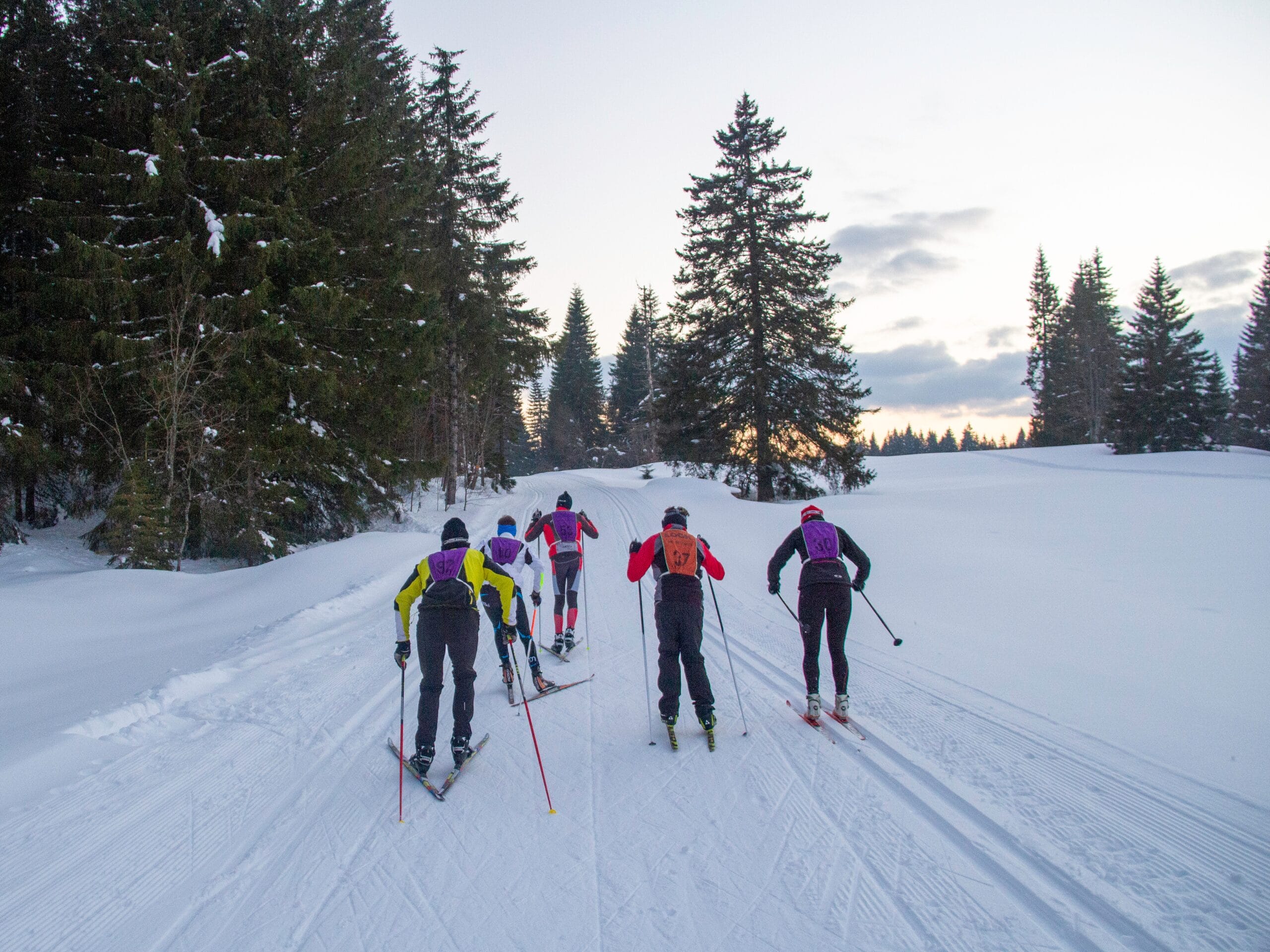 Séance de ski de fond dans le Jura durant un séjour Club Chilowé