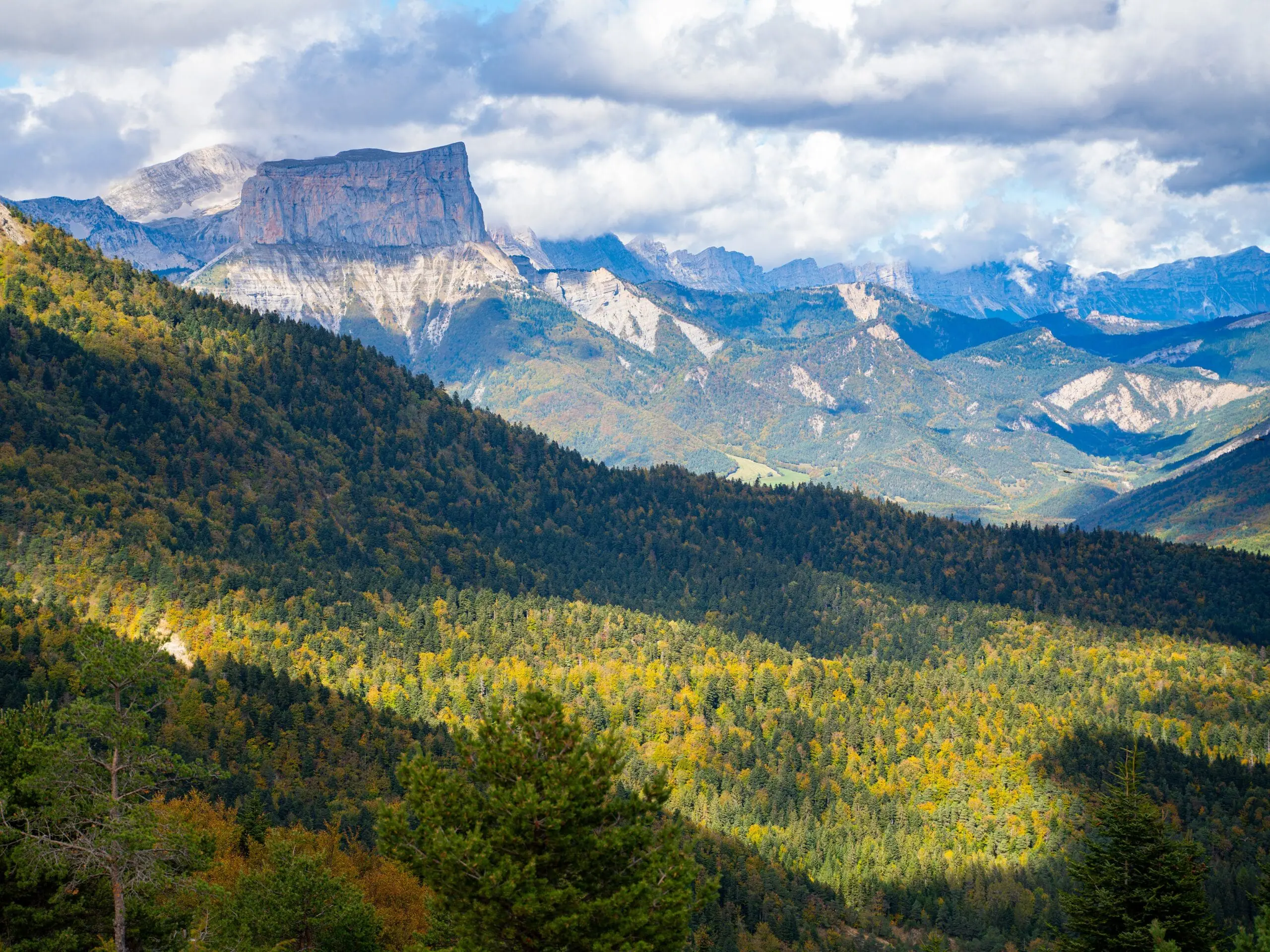 Vue sur les sommets du Vercors