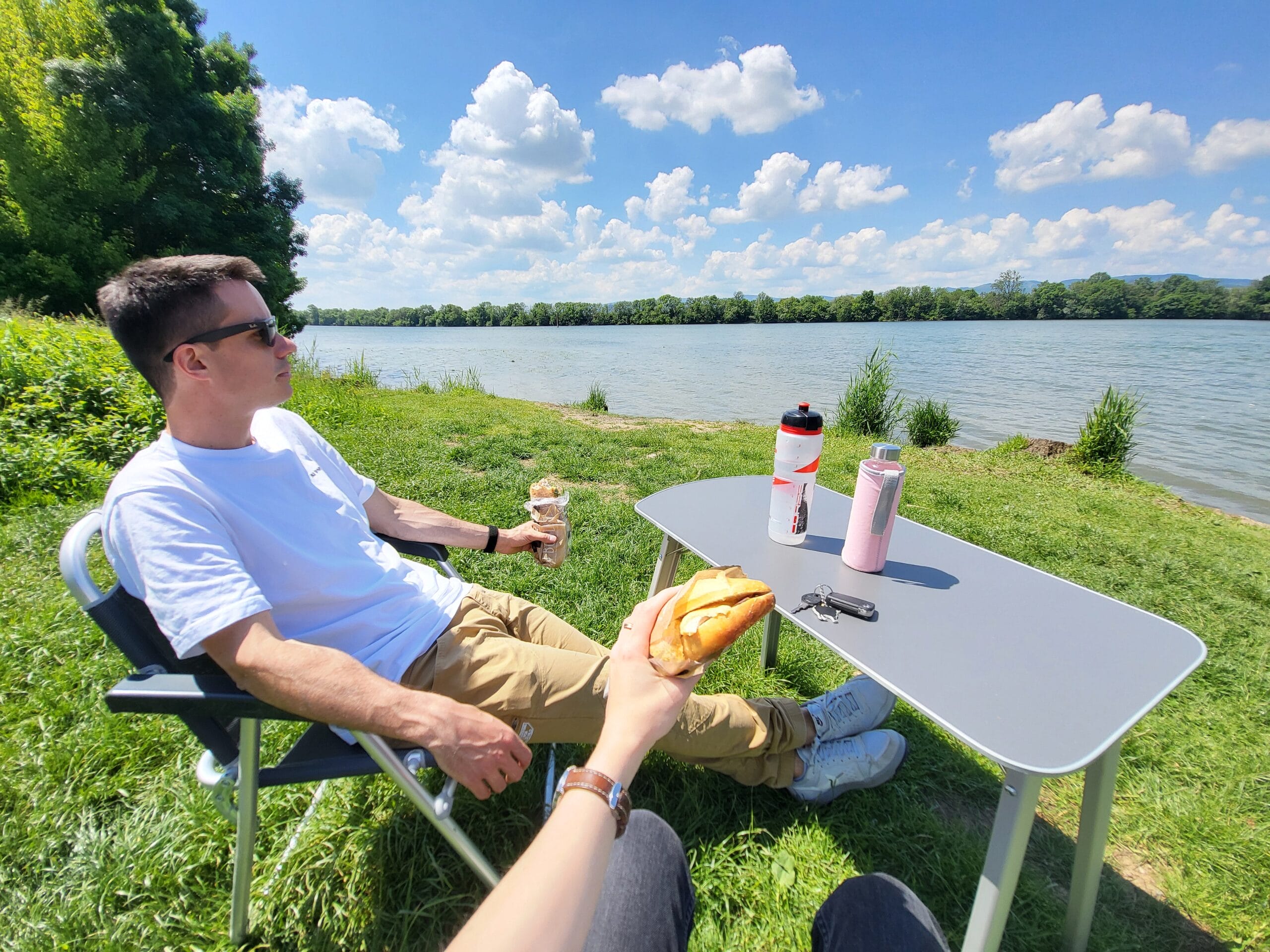 Pause déjeuner au bord de la Saône