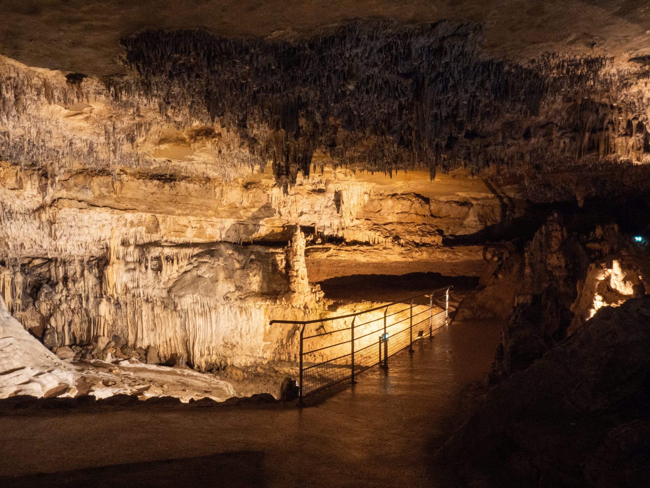 Grotte Arcy sur cure