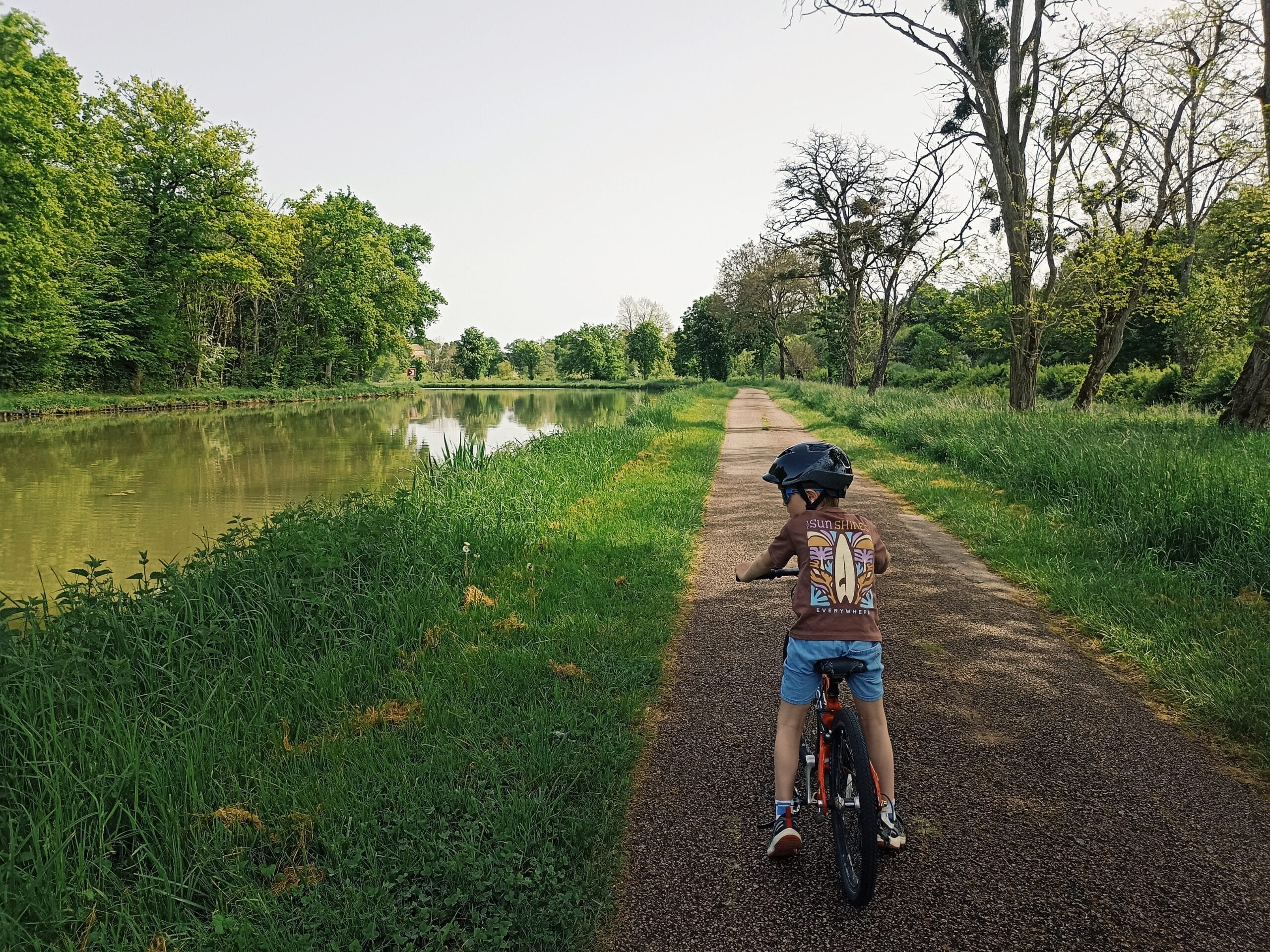 Le long du canal du Nivernais