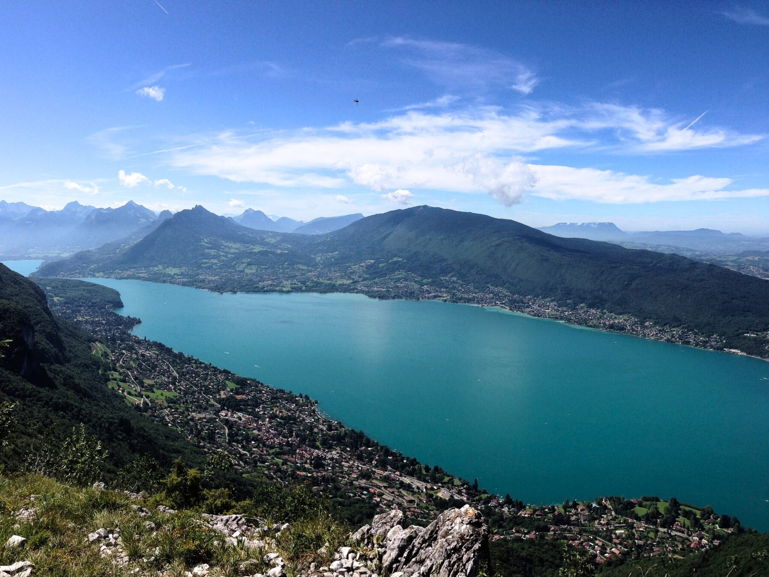 Lac d'Annecy vue d'en haut. 